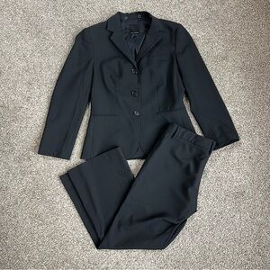 The Limited Black White Pinstripe Wool Blend Wide Leg Pantsuit, Size 8